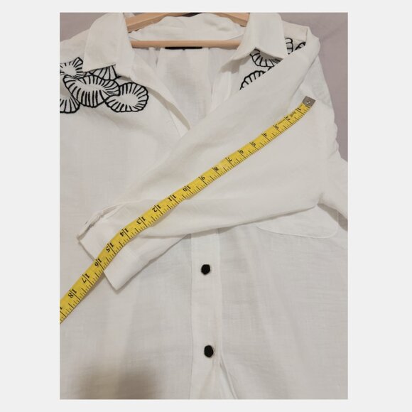 White Semi-Sheer Embroidered Blouse - Picture 8 of 9